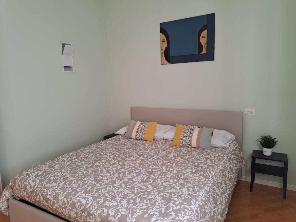 Bolognamania Apartments-Roger Bagian luar foto