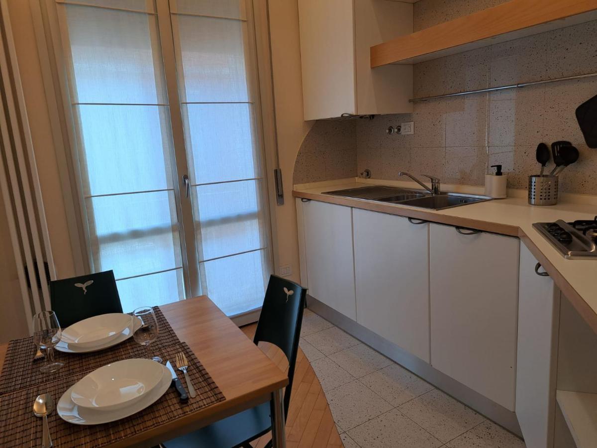 Bolognamania Apartments-Roger Bagian luar foto