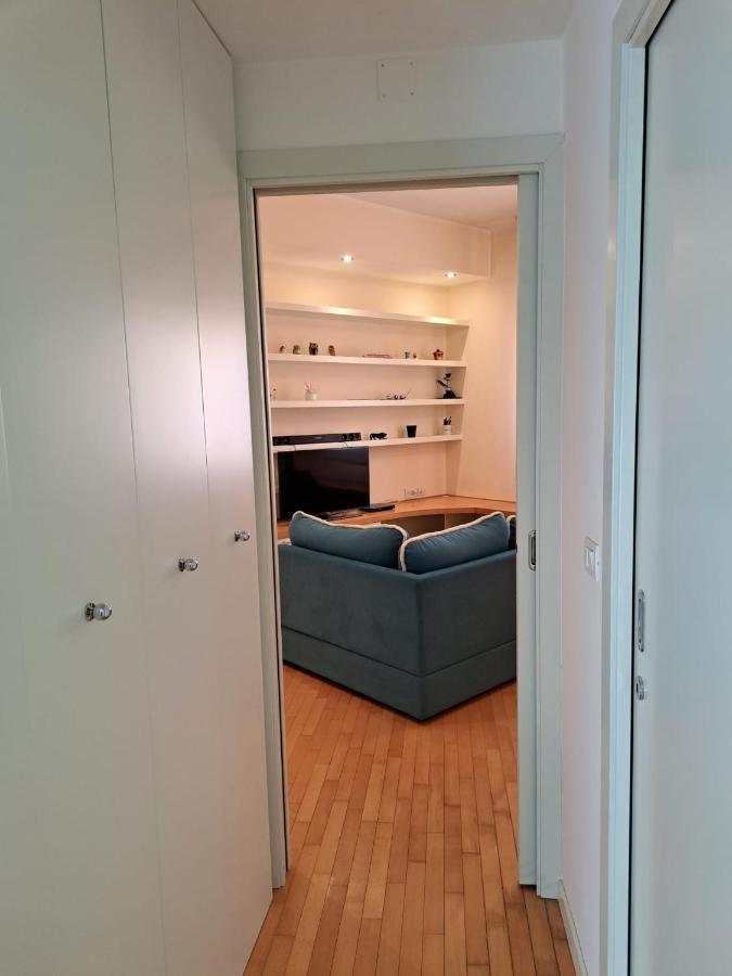 Bolognamania Apartments-Roger Bagian luar foto